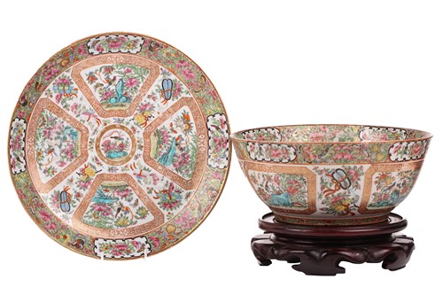 Lot 92 - A Chinese Famile Rose Canton porcelain...