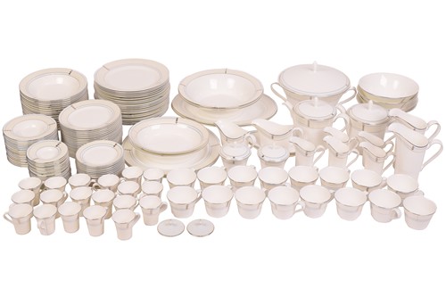 Lot 276 - A Wedgwood Opal pattern dinner service,...