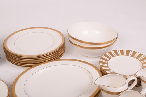 Lot 229 - A Royal Worcester ‘Davenham’ pattern part...