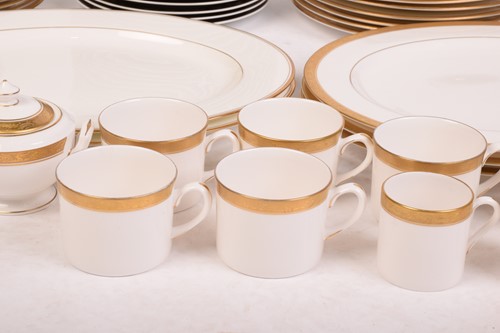 Lot 229 - A Royal Worcester ‘Davenham’ pattern part...