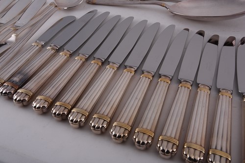 Lot 313 - A Christofle "Aria" loose canteen of...