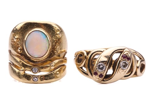 Lot 34 - An opal and diamond ring in an organic...