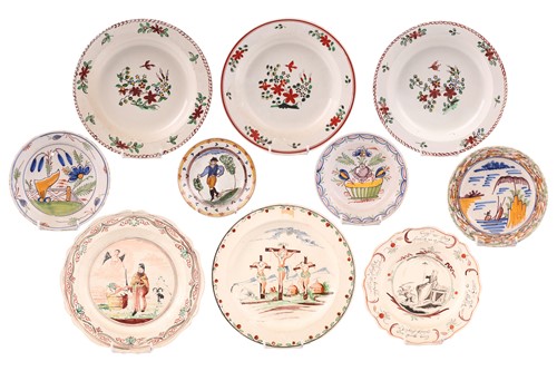 Lot 218 - A pair of 18th century polychrome delft plates,...