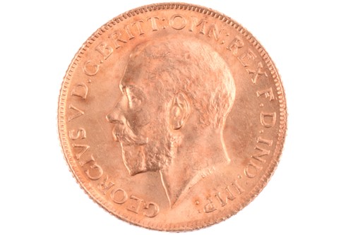 Lot 395 - A George V full sovereign, dated 1913, St...