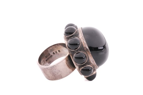 Lot 194 - Georg Jensen - a large onyx cocktail ring,...