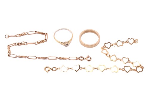 Lot 82 - Two chain bracelets in 9ct gold and two other...