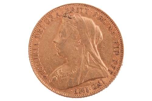 Lot 232 - An 1899 Queen Victoria gold sovereign, St...