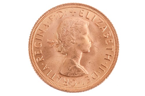 Lot 225 - A 1958 Queen Elizabeth II full Sovereign, St...