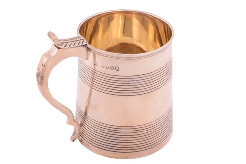 Lot 425 - A George III silver tankard, London 1812 by...