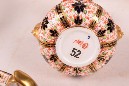 Lot 229 - A collection of Royal Crown Derby Imari ware,...