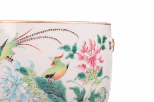 Lot 97 - A pair of Chinese Famile Rose porcelain cache...