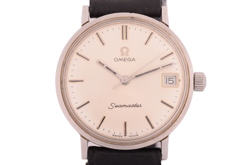 Lot 372 - A Gentleman's stainless steel Omega Seamaster...