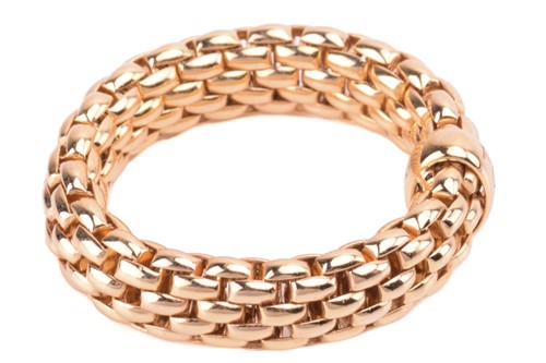 Lot 189 - FOPE - a Flex'it expandible ring in yellow...
