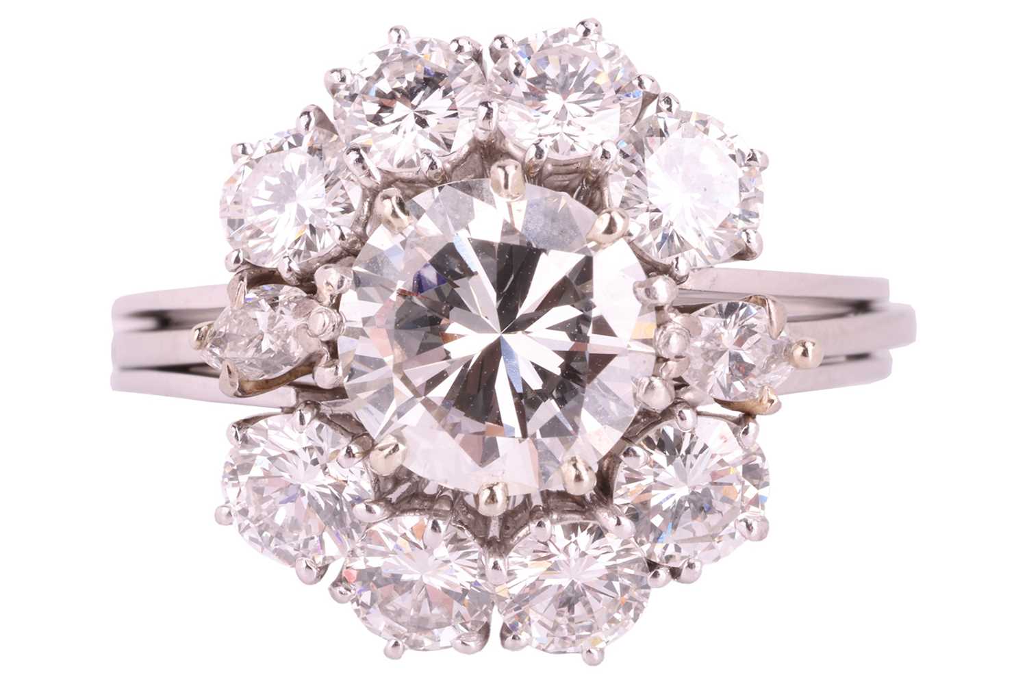 Lot 179 - A diamond solitaire ring convertible to...