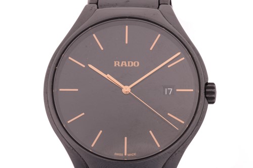 Lot 388 - A Rado True round titanium/ceramic with a...