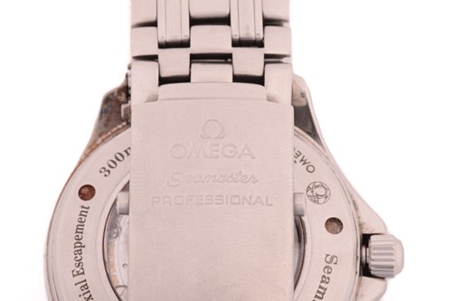 Lot 375 - An Omega Seamaster Professional GMT Co-Axial...