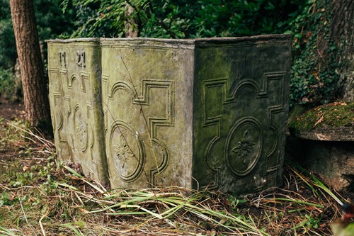 Lot 157 - An early 18th century very large lead...