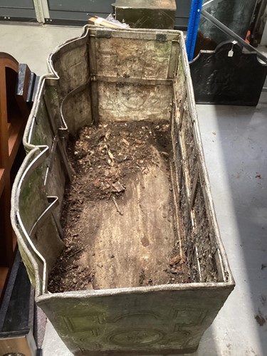 Lot 157 - An early 18th century very large lead...