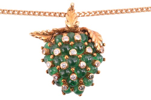 Lot 224 - An emerald and diamond berry pendant on chain,...