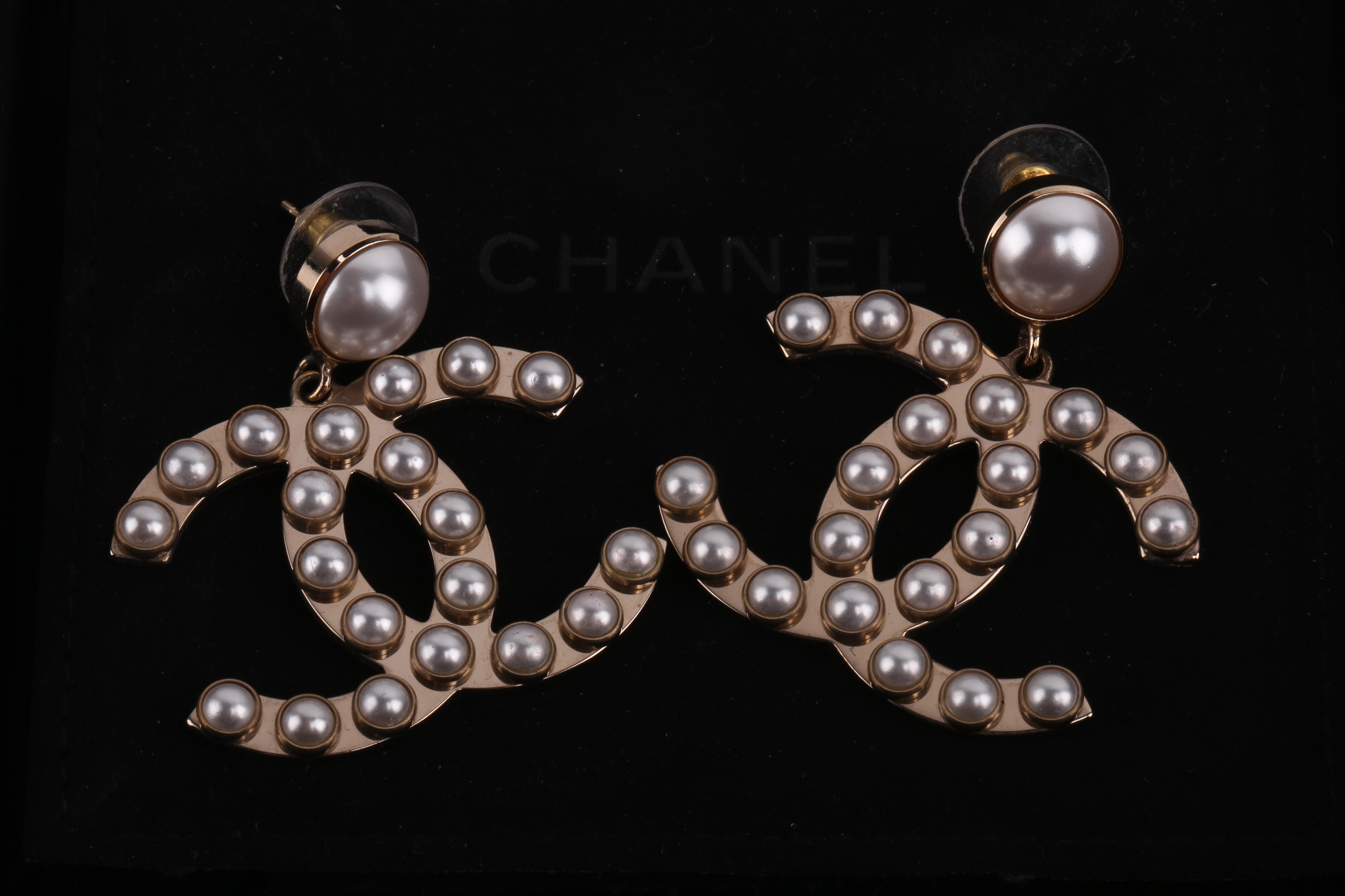 Chanel Crystal Pearl Hoop Earrings CC Gold 2019