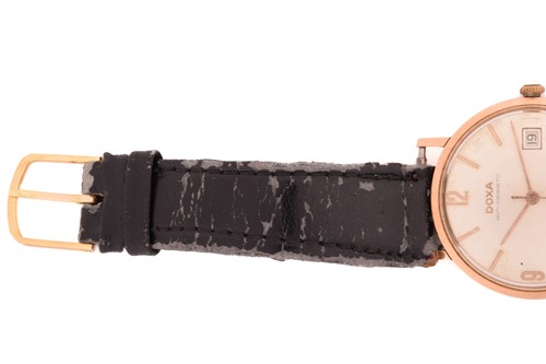 Lot 346 - A Doxa 14ct gold dress watch, featuring a...