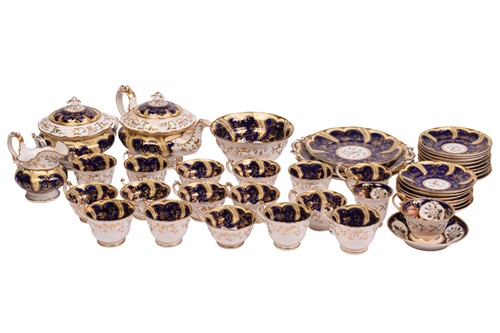 Lot 331 - An early 19th-century porcelain tea service,...