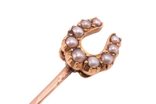 Lot 75 - A small aggregate of jewellery items;...