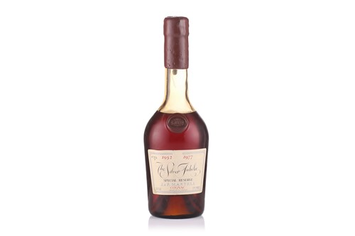 Lot 133 - A bottle of Martell The Silver Jubilee...