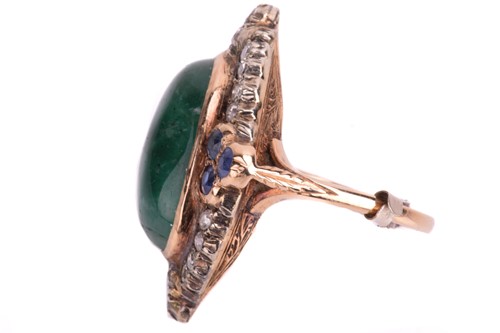 Lot 40 - An emerald, diamond and sapphire cocktail ring,...