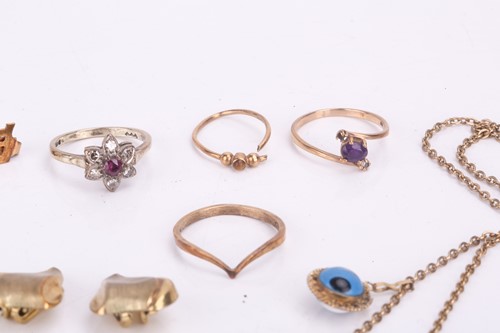 Lot 66 - A collection of mixed jewellery items...