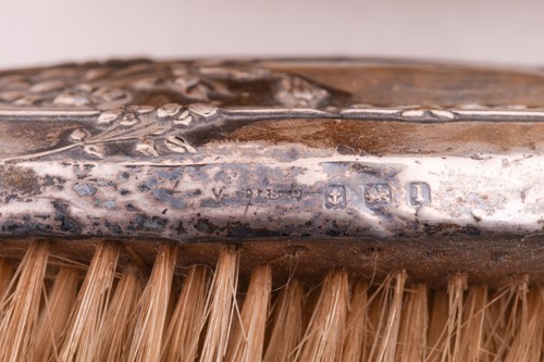 Lot 573 - A mixed collection of silver including three...