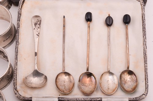 Lot 573 - A mixed collection of silver including three...