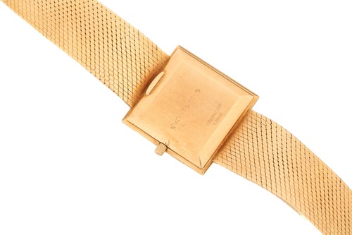 Lot 446 - A Universal Genève Ultra-thin hand-wound 18ct...
