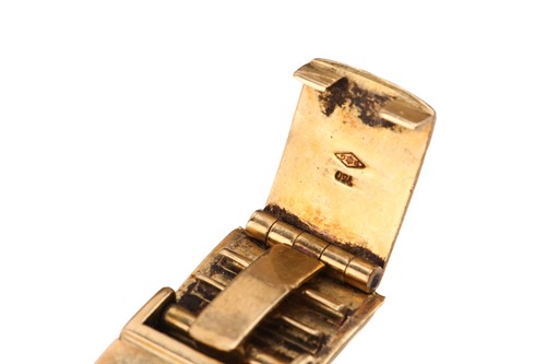 Lot 446 - A Universal Genève Ultra-thin hand-wound 18ct...