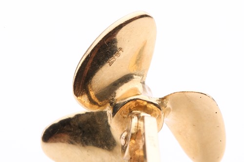 Lot 76 - A pair of boat propeller cufflinks, with...