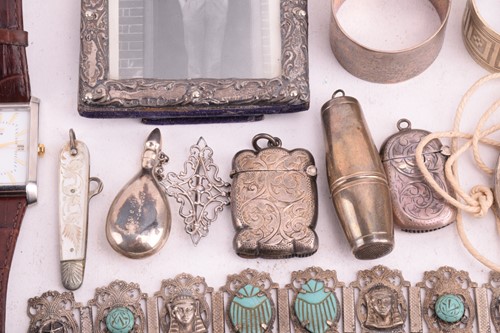 Lot 34 - A collection of mixed items including four...
