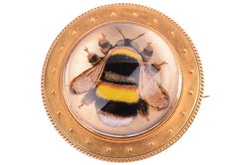 Lot 94 - A Victorian Essex crystal bee brooch, the...