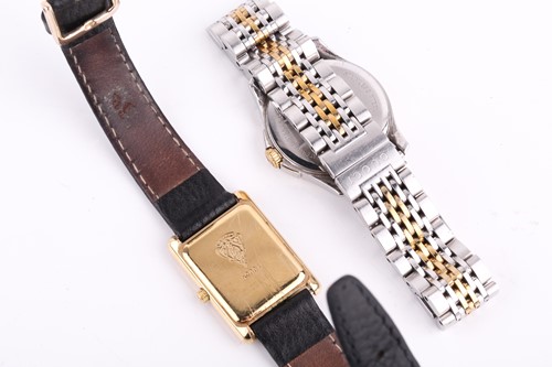 Lot 418 - A collection of two Gucci wristwatches...