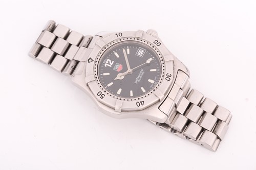 Lot 485 - A Tag Heuer Professional 2000 series quartz...