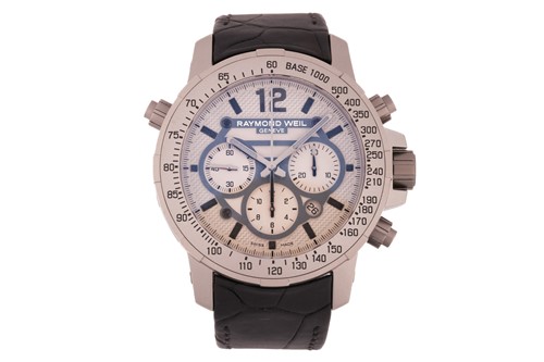 Lot 443 - A Raymond Weil Nabucco gentleman's chronograph...