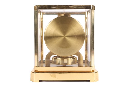 Lot 222 - A Jaeger-LeCoultre Atmos Classic VIII gilt...