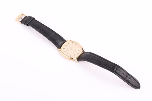 Lot 431 - A Vacheron Constantin 18k automatic...