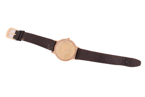 Lot 30 - A Longines 9k Gentleman's Automatic Wristwatch...
