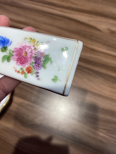 Lot 269 - A Meissen part coffee service, late 19th...