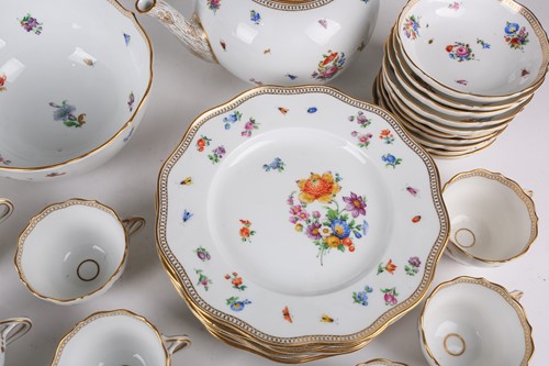 Lot 269 - A Meissen part coffee service, late 19th...
