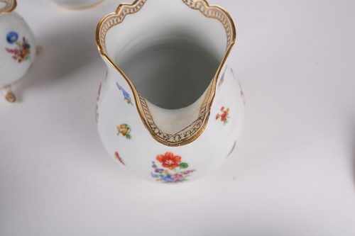 Lot 269 - A Meissen part coffee service, late 19th...