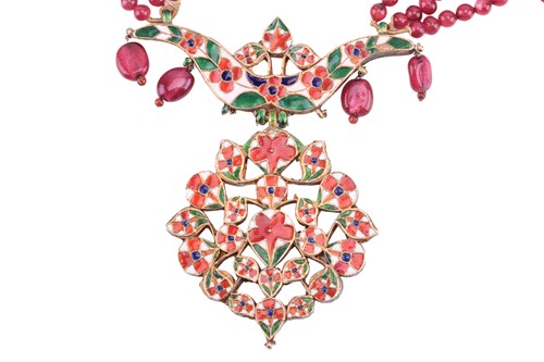 Lot 294 - An Indian ruby, paste and enamel necklace, the...