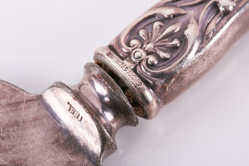 Lot 526 - A mixed collection of silver and white metal...