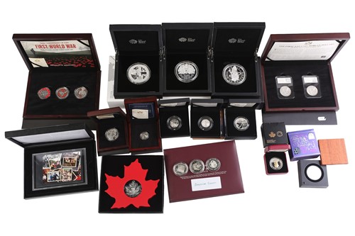 Lot 326 - A good collection of silver and silver proof...