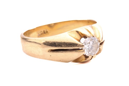 Lot 46 - A diamond single stone ring, set with a round...